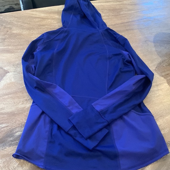 Athleta plush tech  running hoodie pullover - Picture 7 of 7